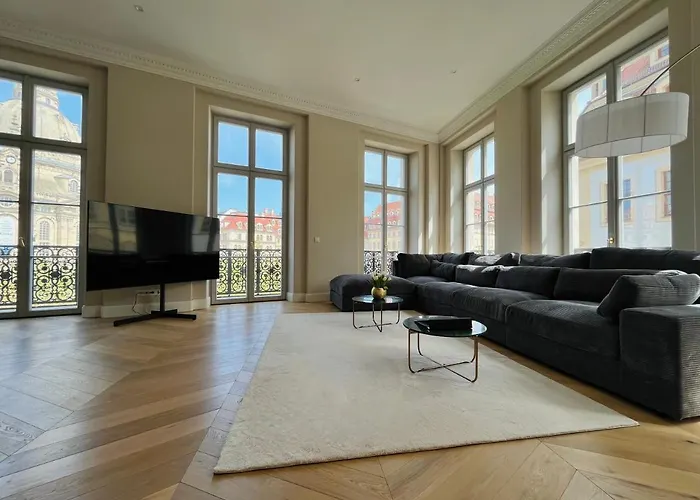 Luxury Home / 3-Raum-Suite An Der Frauenkirche / 4